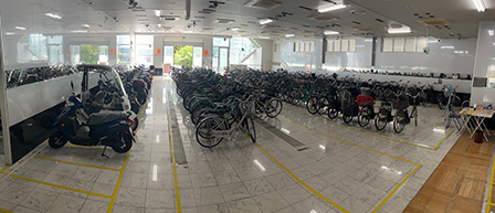 貝塚駅東口 駐輪場